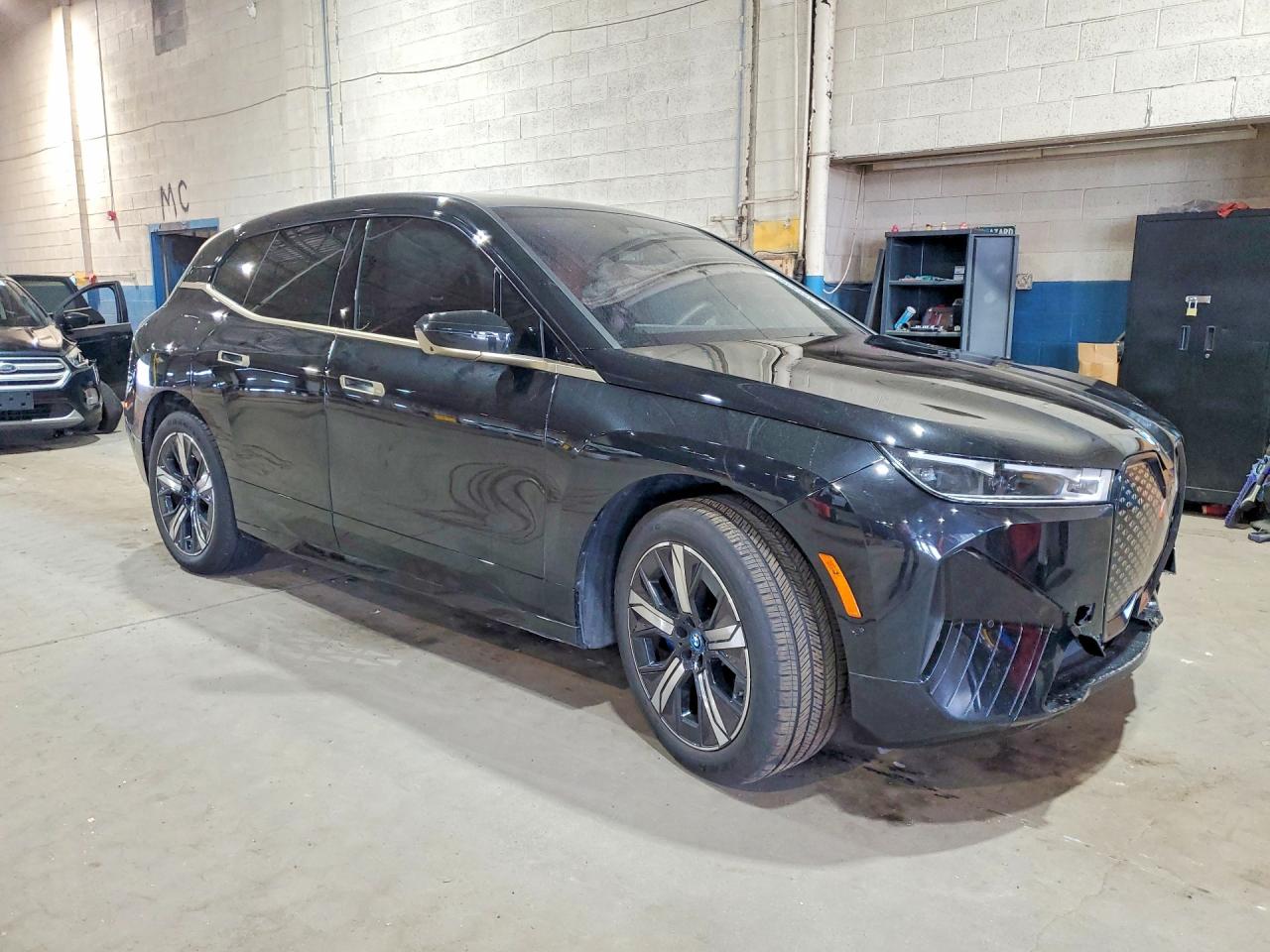 BMW IX 2024 — 5