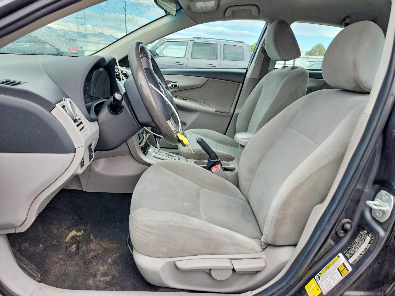 TOYOTA COROLLA 2012 — 8