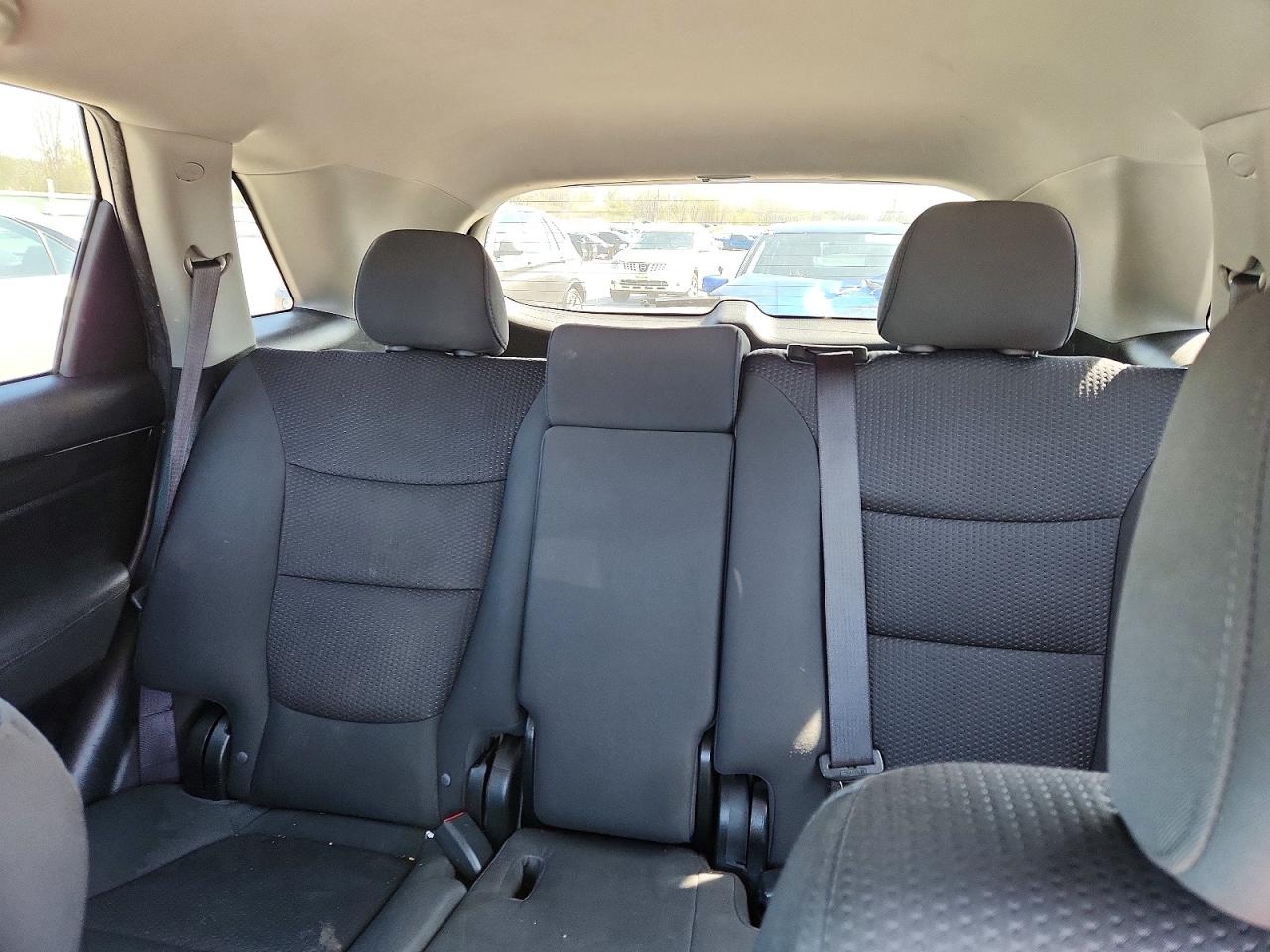 KIA SORENTO 2011 — 11