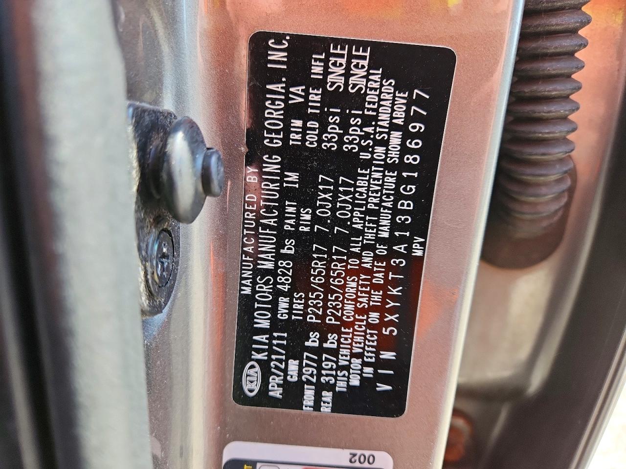 KIA SORENTO 2011 — 14