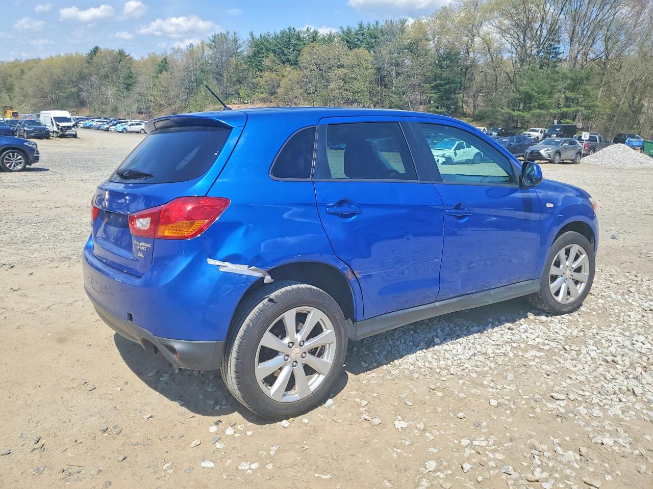 MITSUBISHI OUTLANDER SPORT 2015 — 4