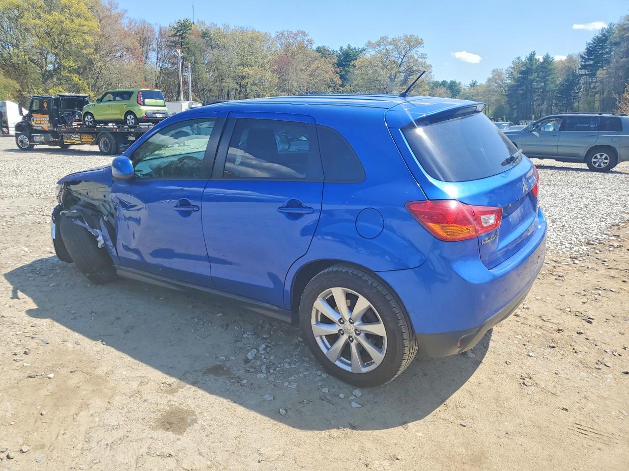 MITSUBISHI OUTLANDER SPORT 2015 — 3
