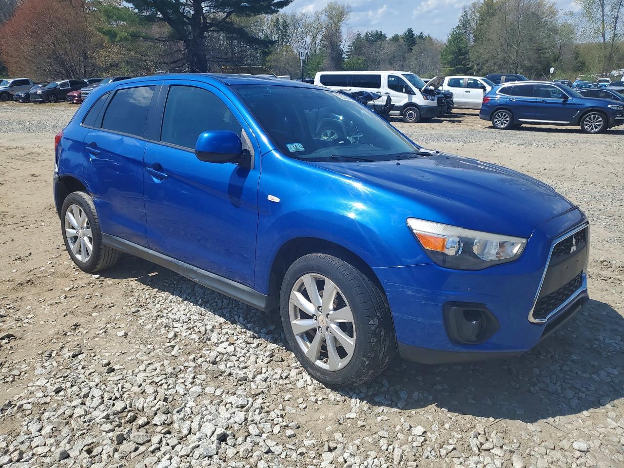 MITSUBISHI OUTLANDER SPORT 2015 — 5