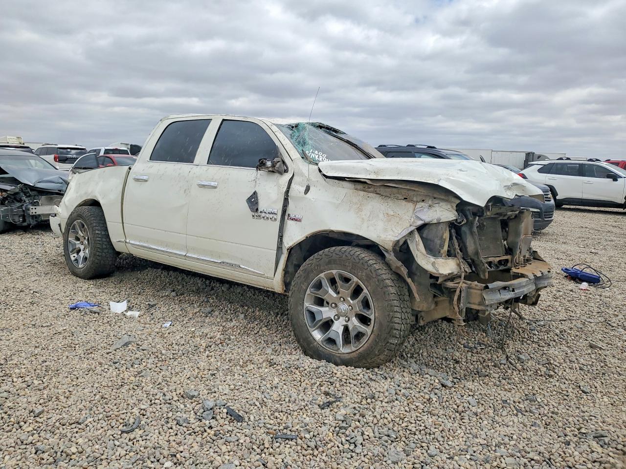 RAM 1500 2017 — 5