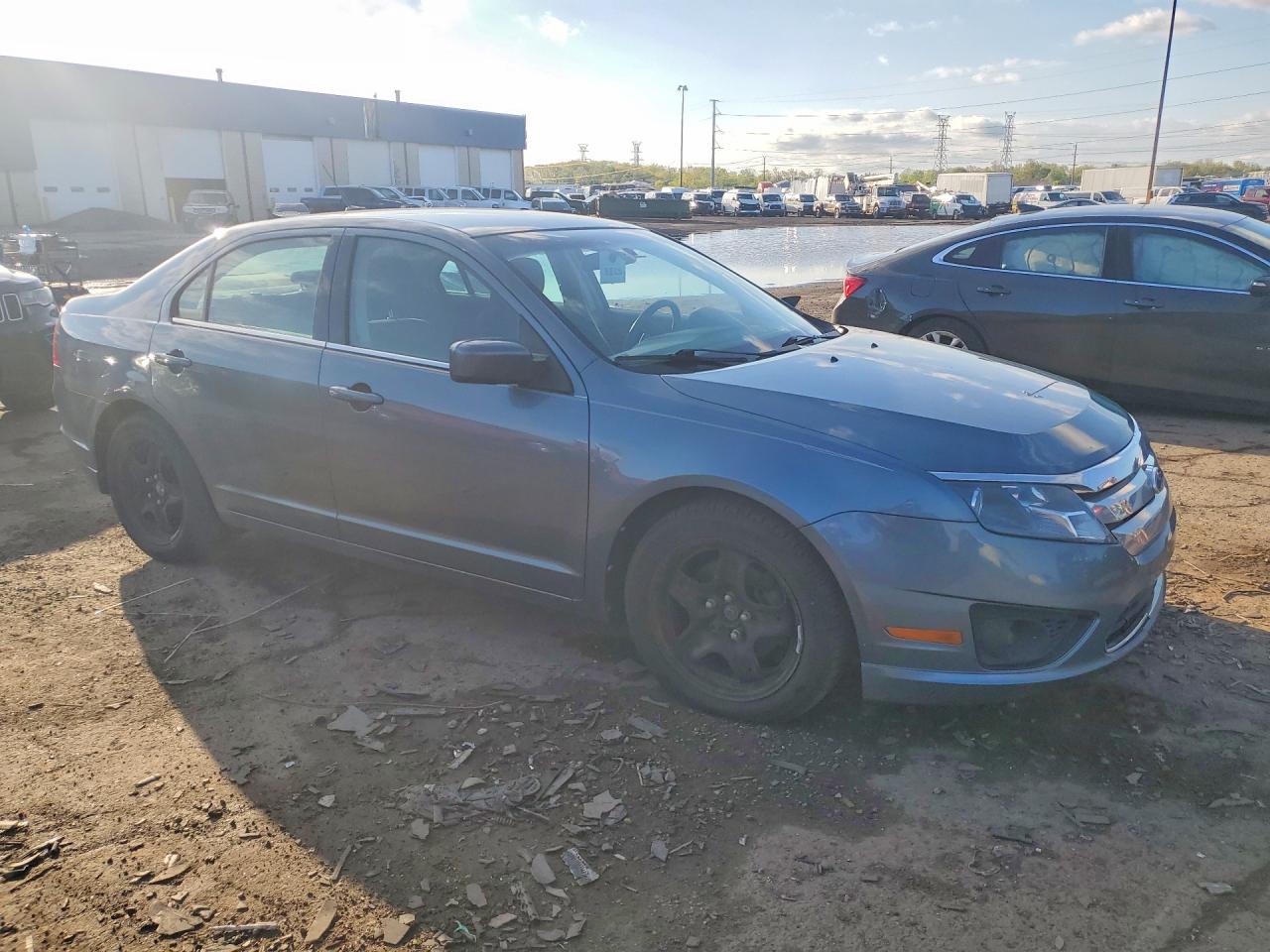 FORD FUSION 2011 — 5