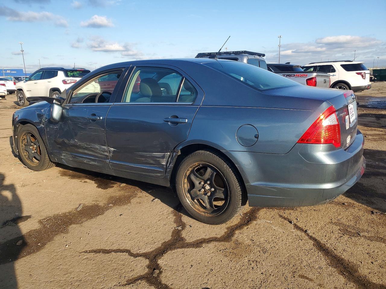 FORD FUSION 2011 — 3