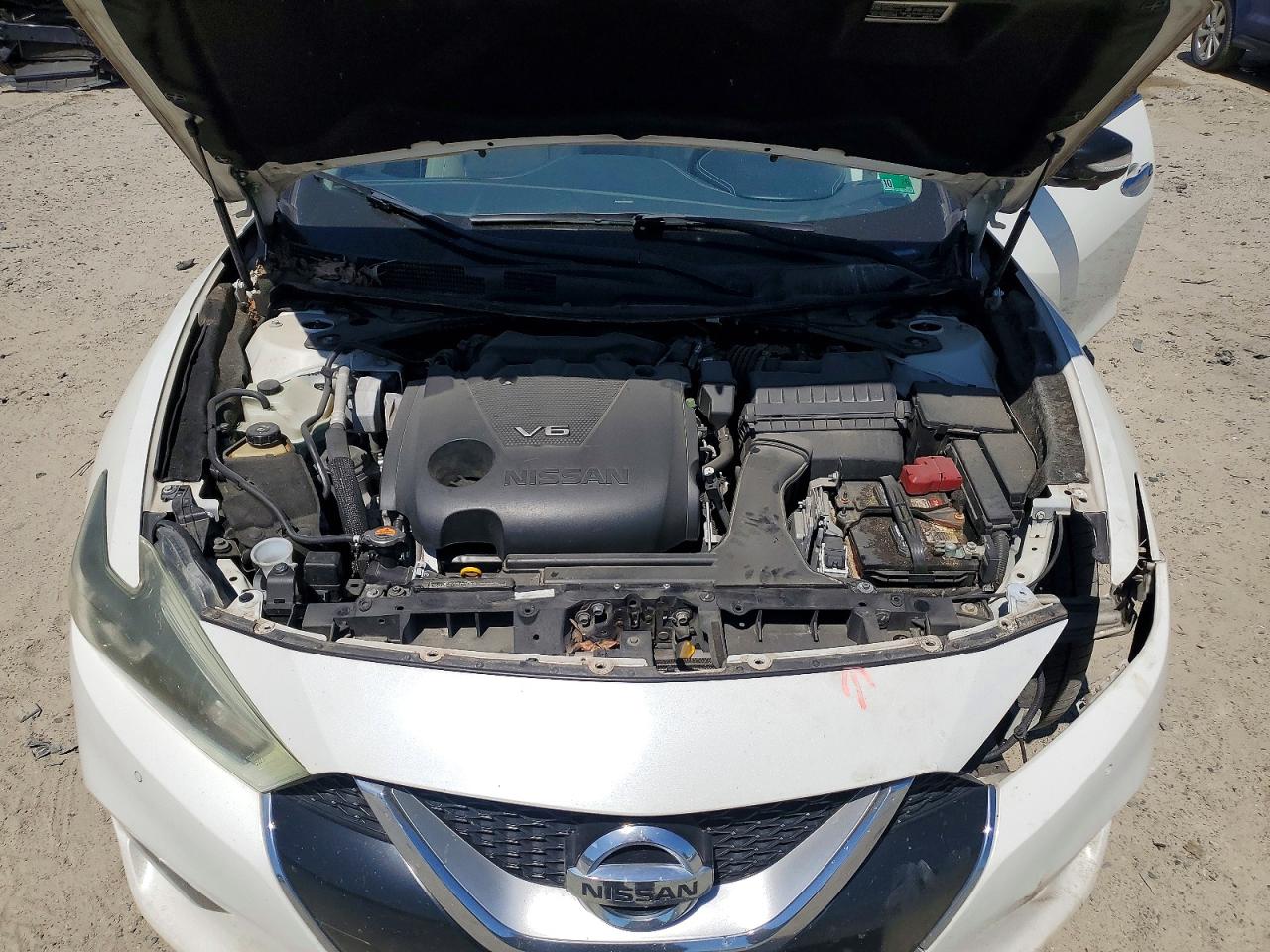 NISSAN MAXIMA 2016 — 12