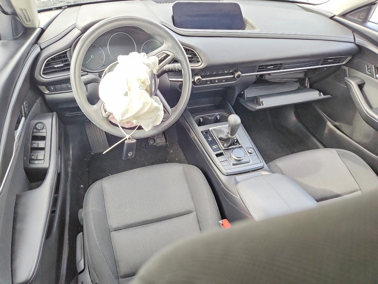 MAZDA CX-30 2023 — 9