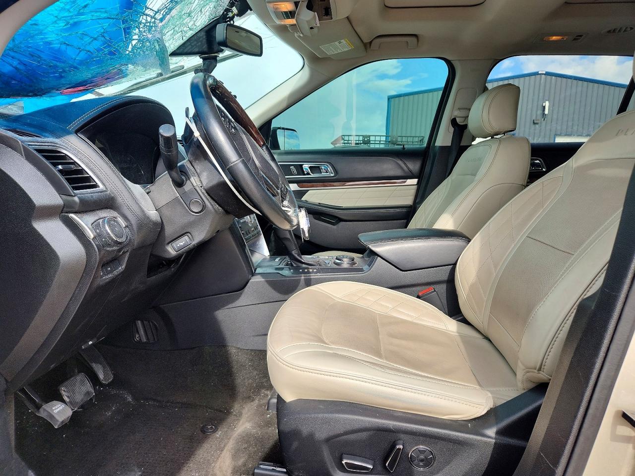 FORD EXPLORER 2017 — 8