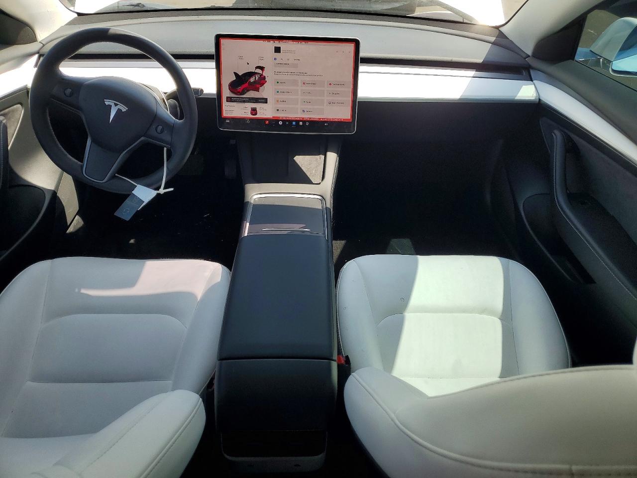 TESLA MODEL 3 2023 — 9
