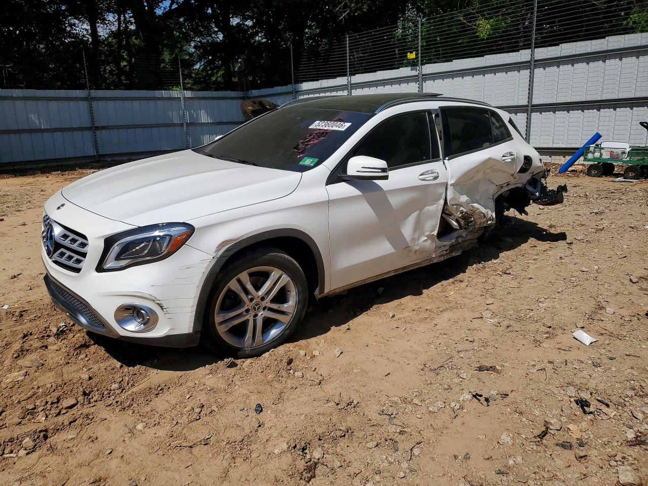 MERCEDES-BENZ GLA 2018 — 2