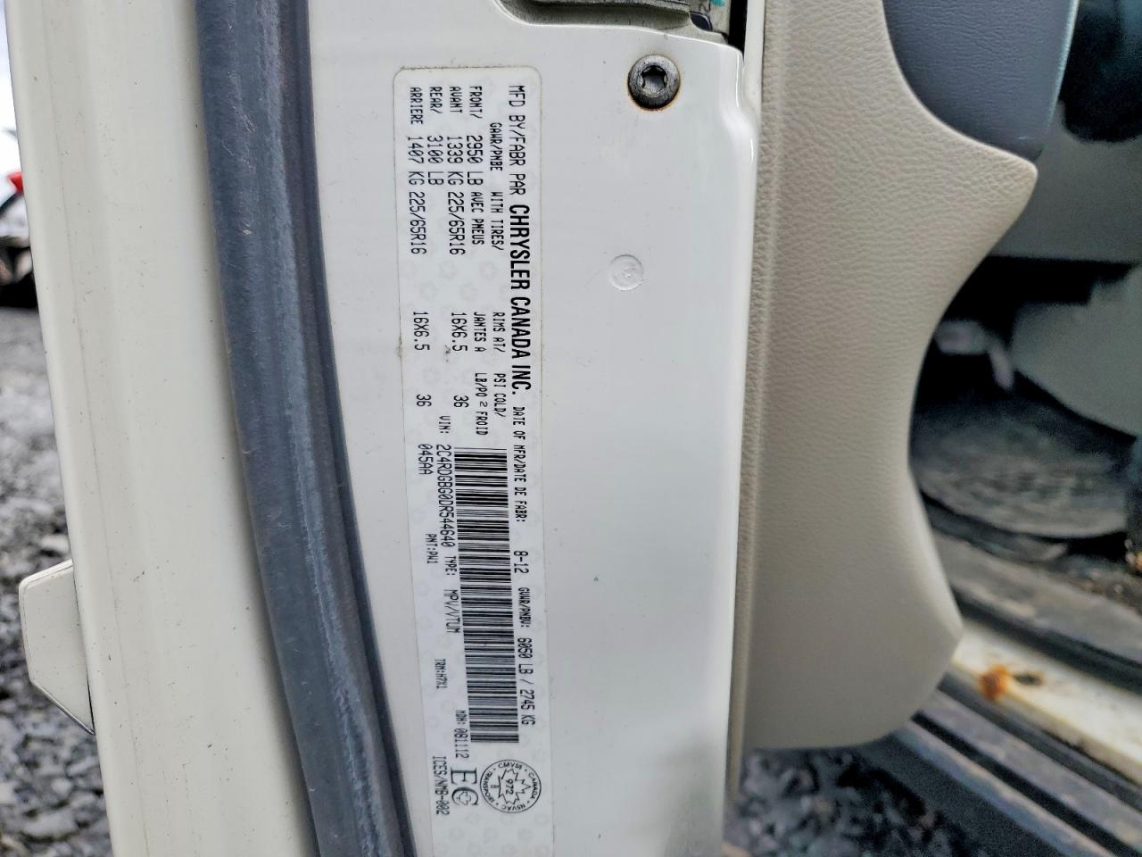DODGE GRAND CARAVAN 2013 — 15
