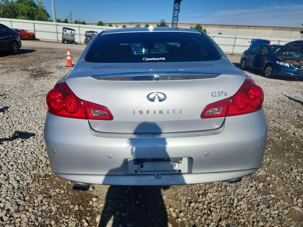 INFINITI G37 SEDAN 2013 — 7