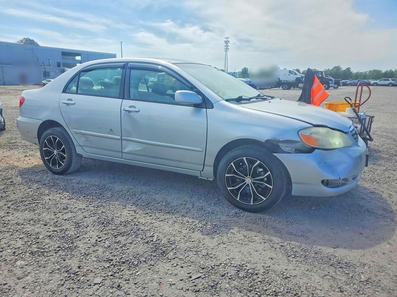 TOYOTA COROLLA 2005 — 5