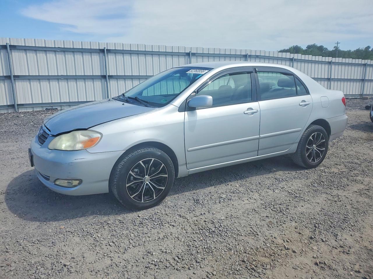 TOYOTA COROLLA 2005 — 2