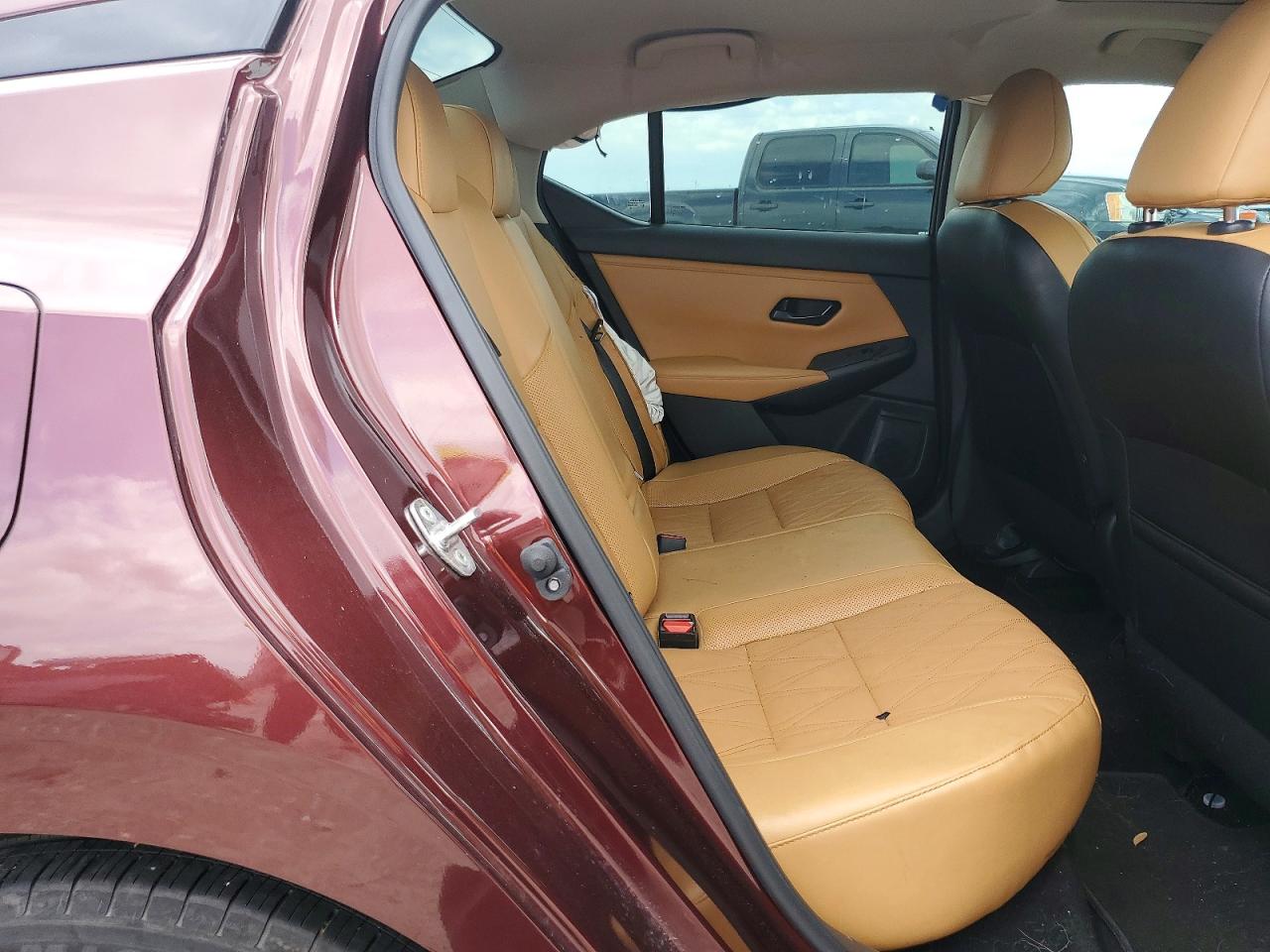 NISSAN SENTRA 2024 — 11