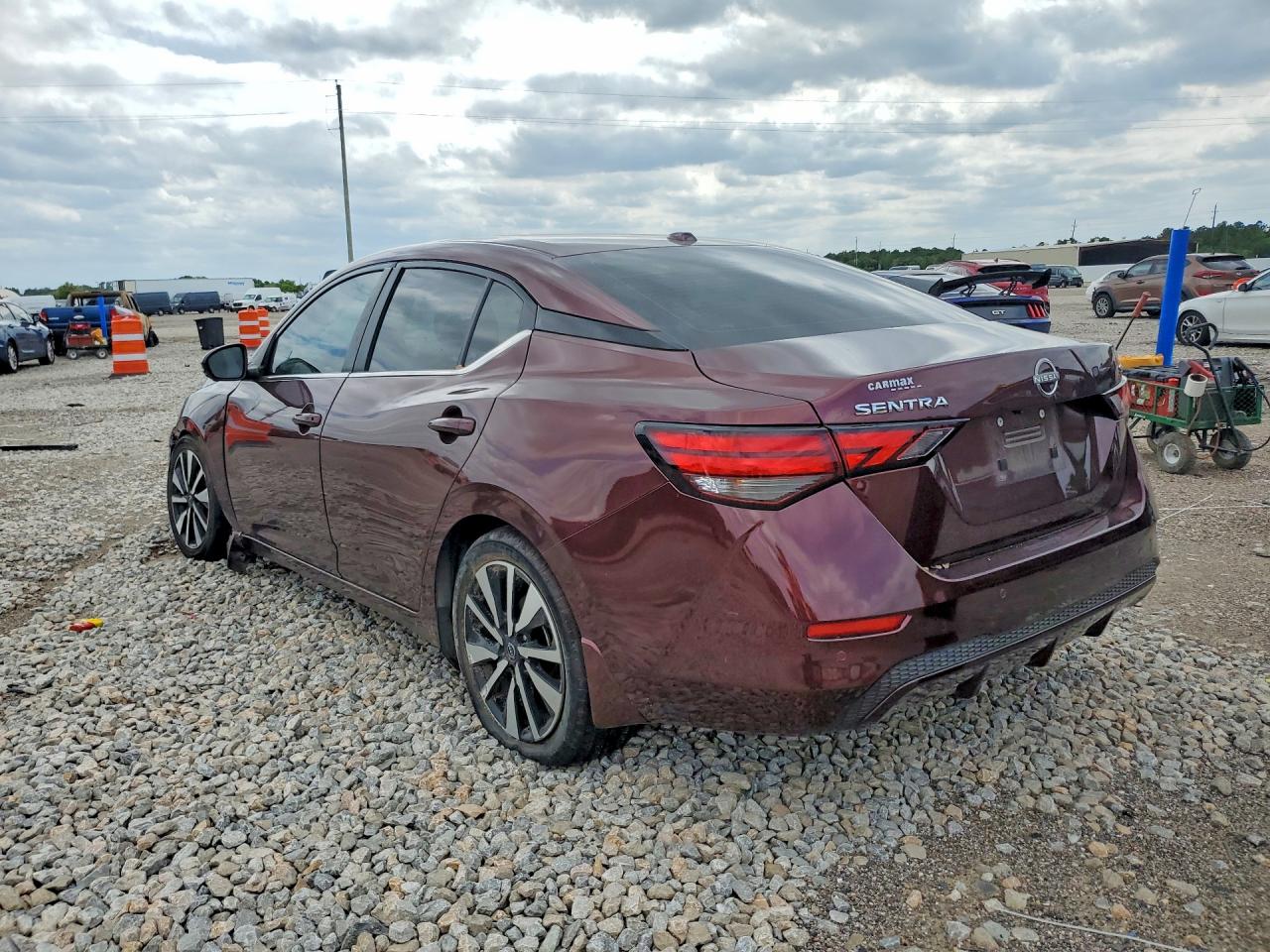 NISSAN SENTRA 2024 — 3