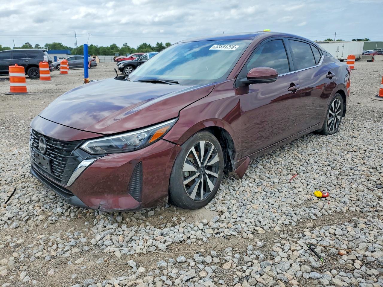 NISSAN SENTRA 2024 — 2