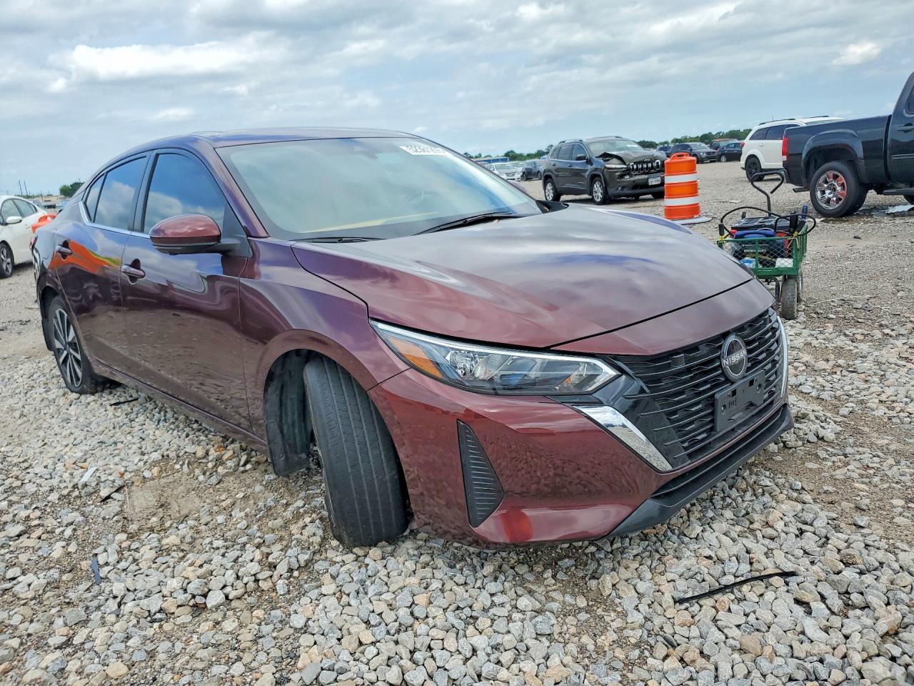 NISSAN SENTRA 2024 — 5
