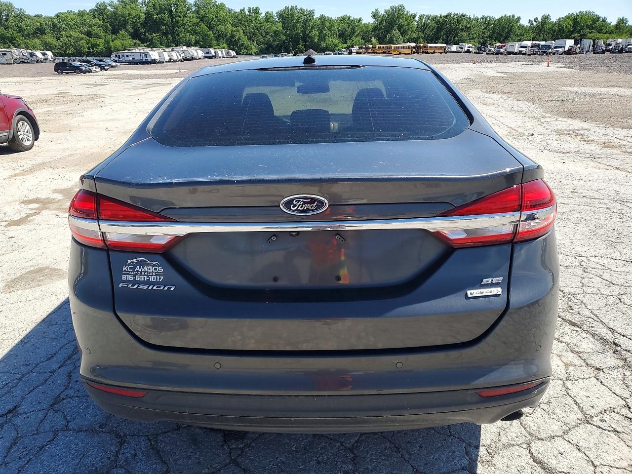 FORD FUSION 2018 — 7