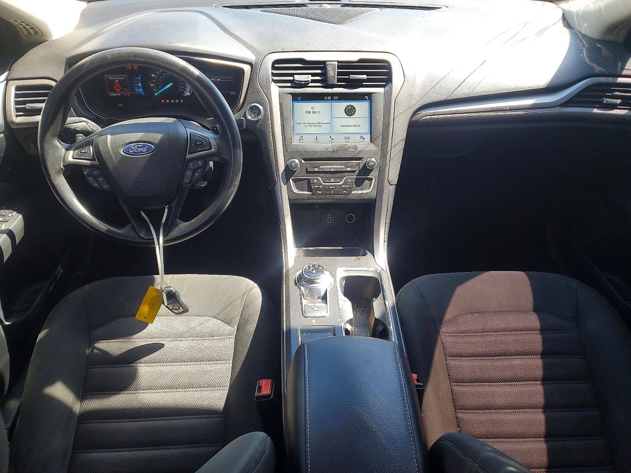 FORD FUSION 2018 — 9