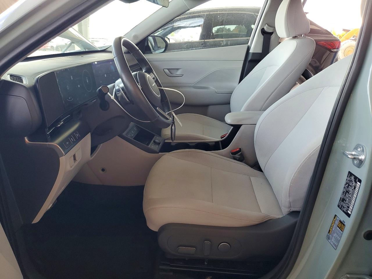 HYUNDAI KONA 2025 — 8