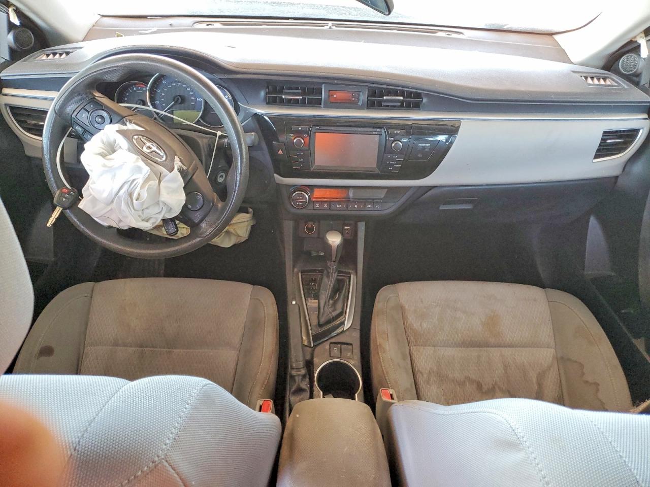 TOYOTA COROLLA 2015 — 9