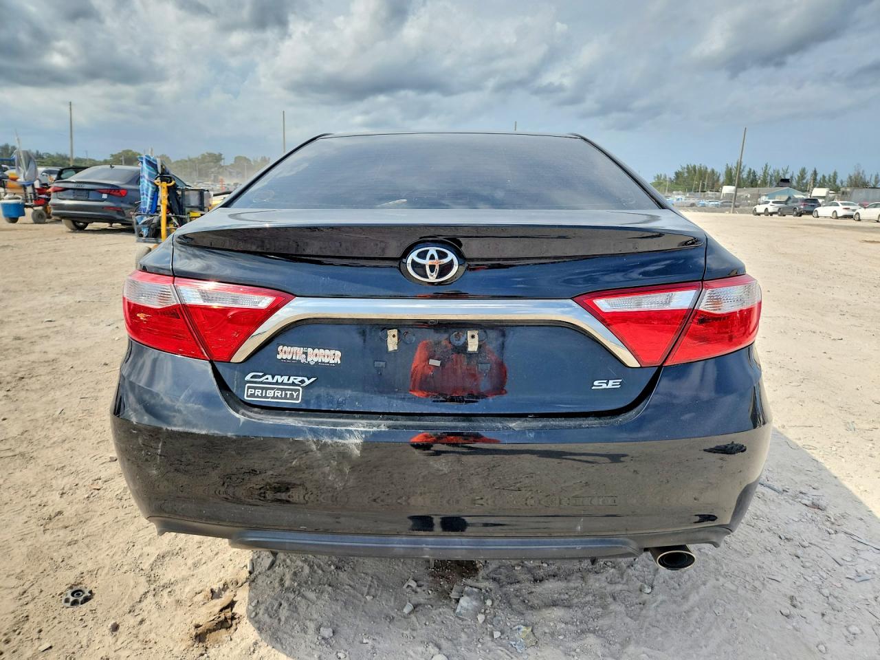 TOYOTA CAMRY 2017 — 7