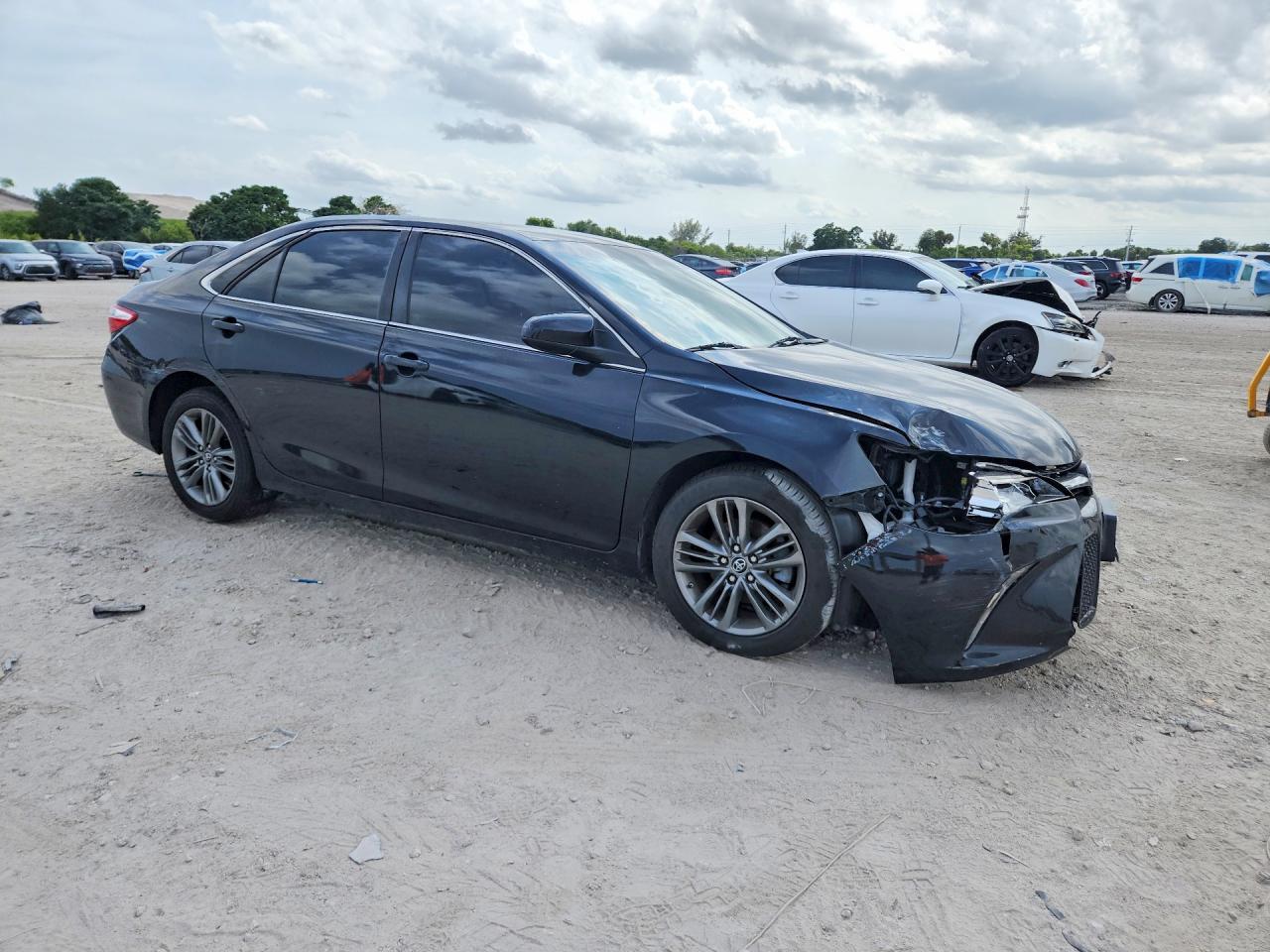TOYOTA CAMRY 2017 — 5