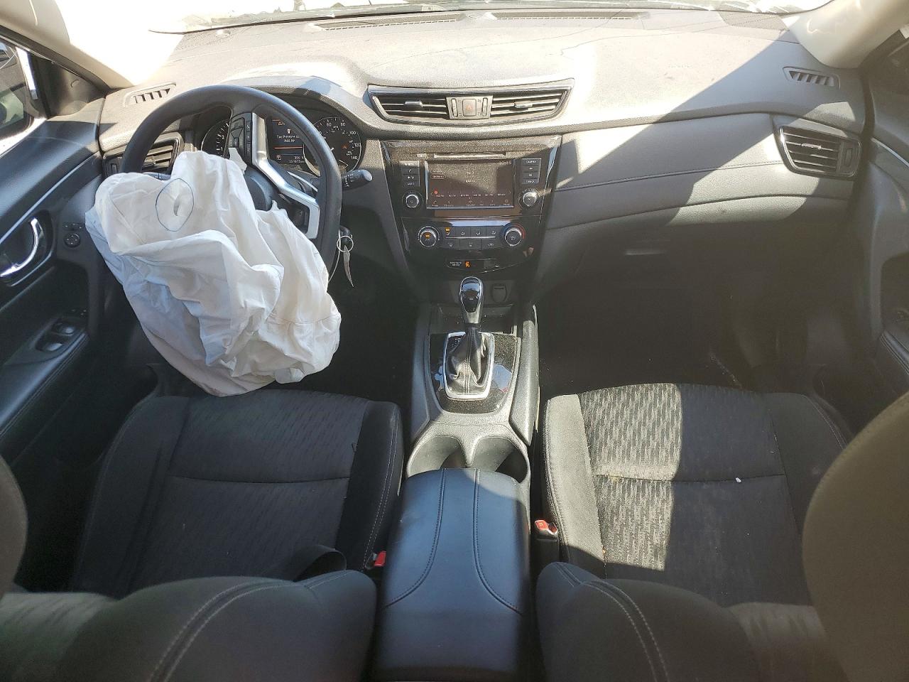 NISSAN ROGUE 2018 — 9