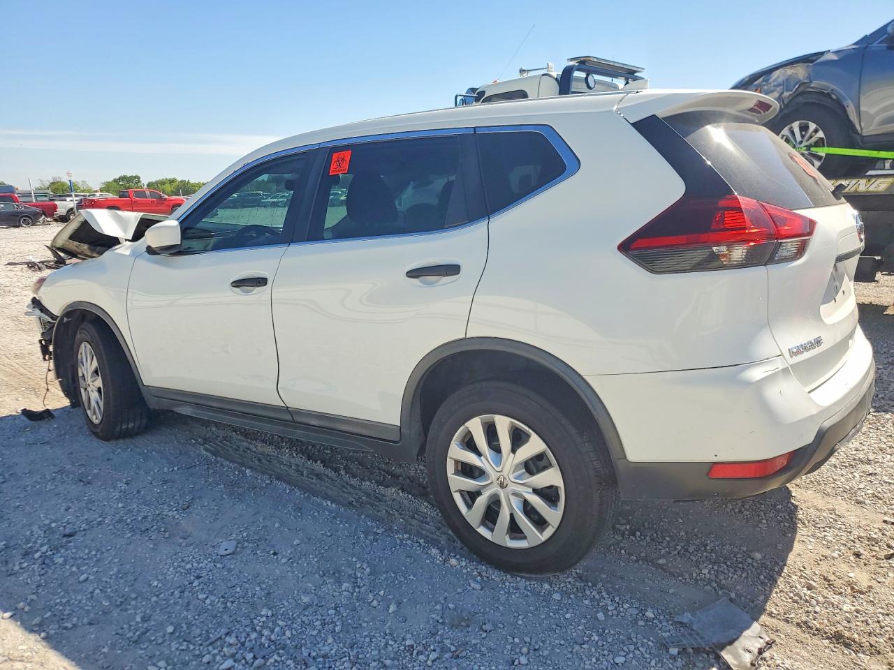 NISSAN ROGUE 2018 — 3