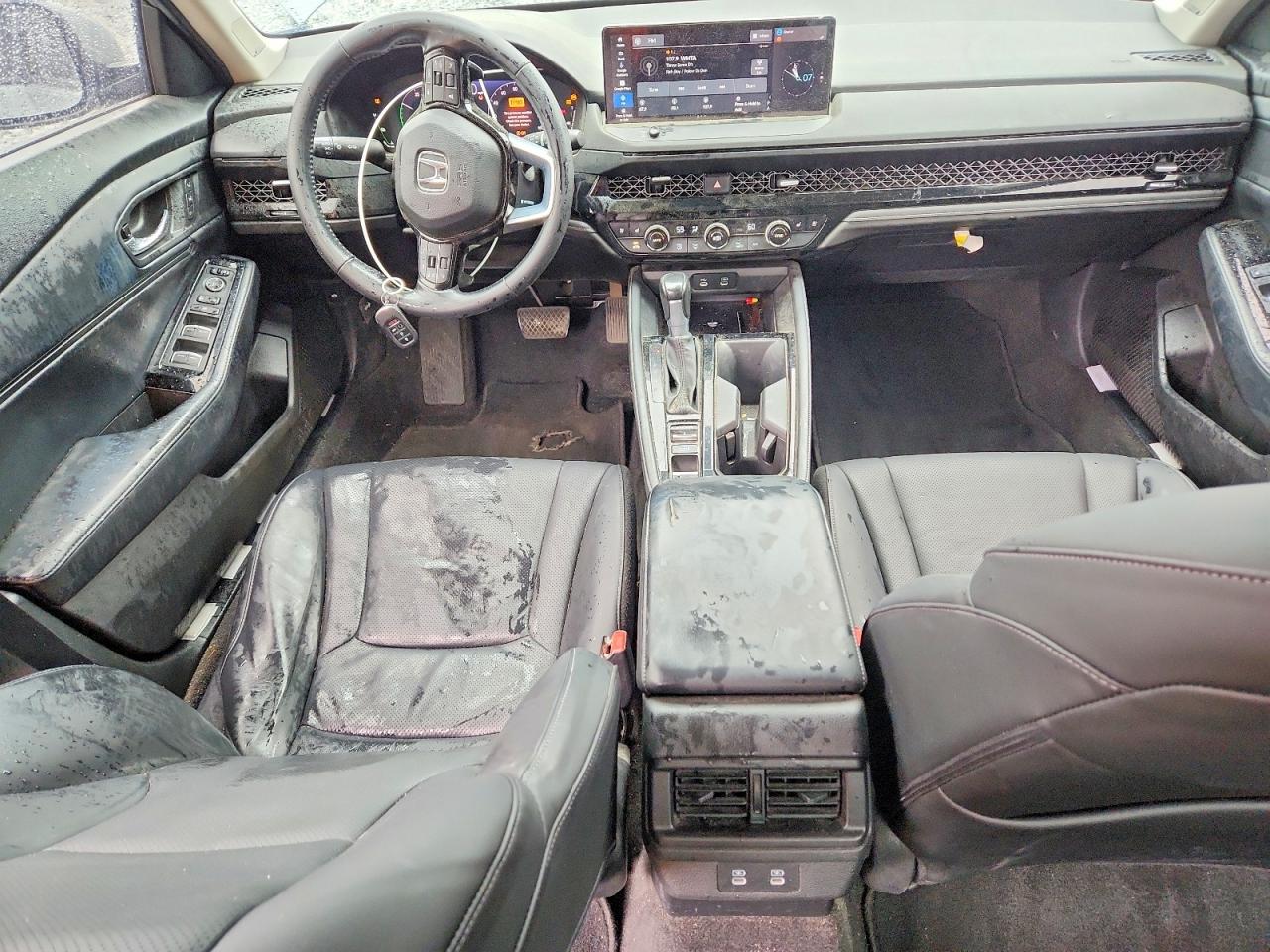 HONDA ACCORD 2024 — 9