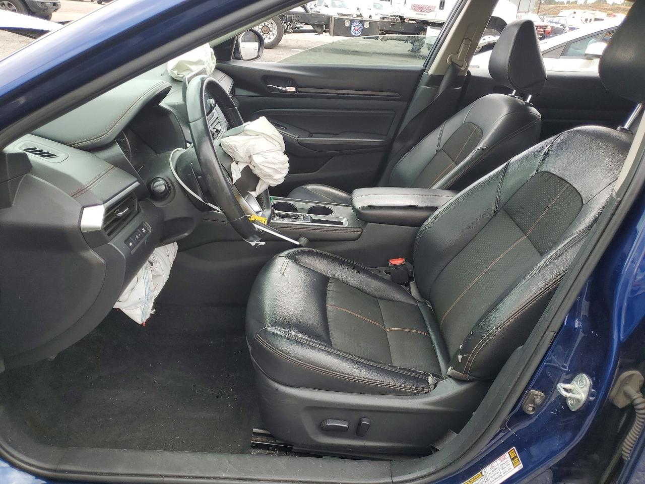 NISSAN ALTIMA 2020 — 8