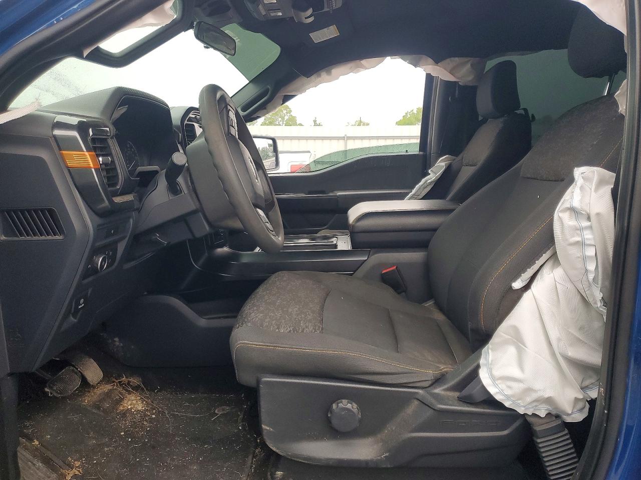 FORD F150 2022 — 8