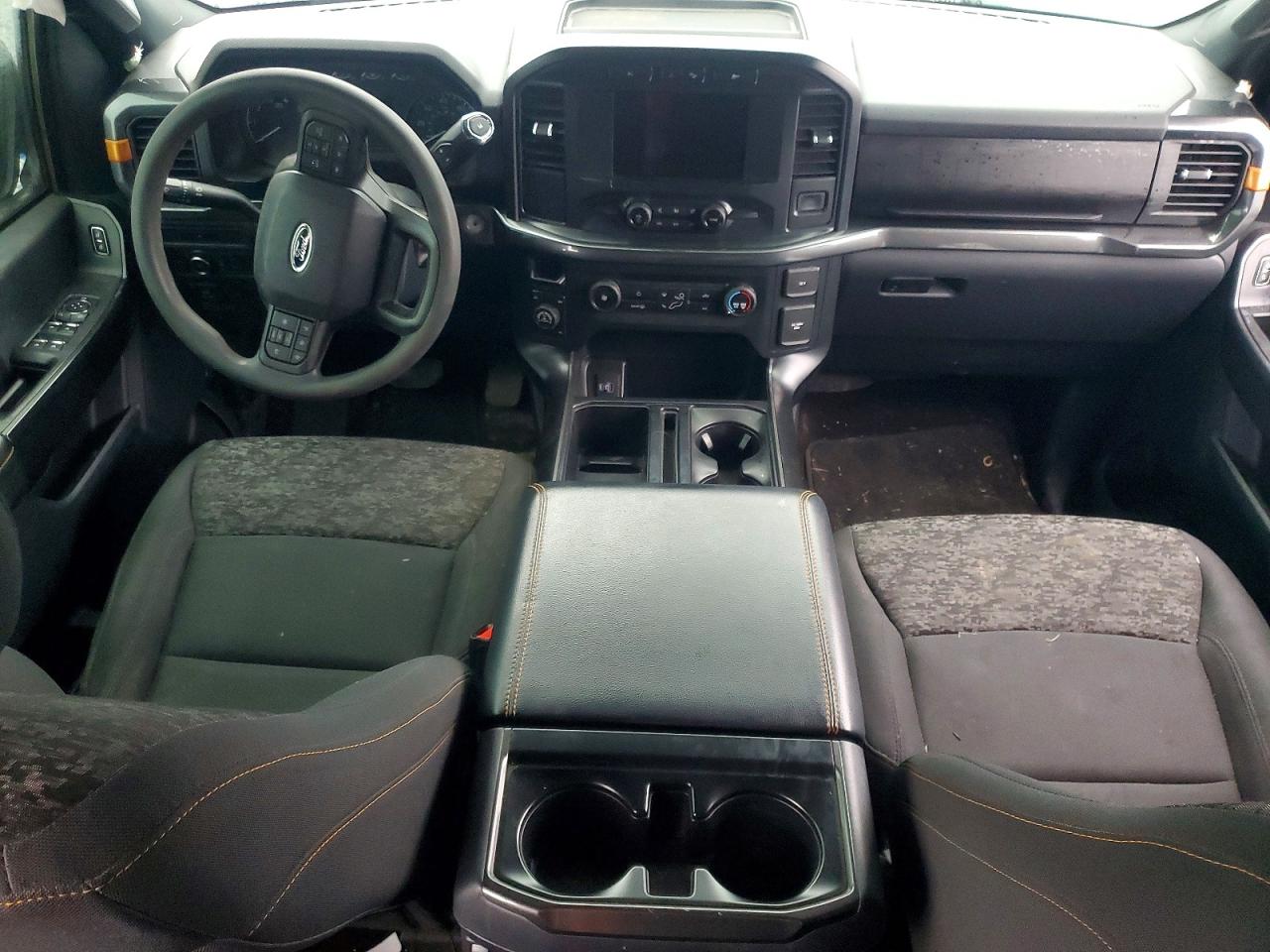 FORD F150 2022 — 9