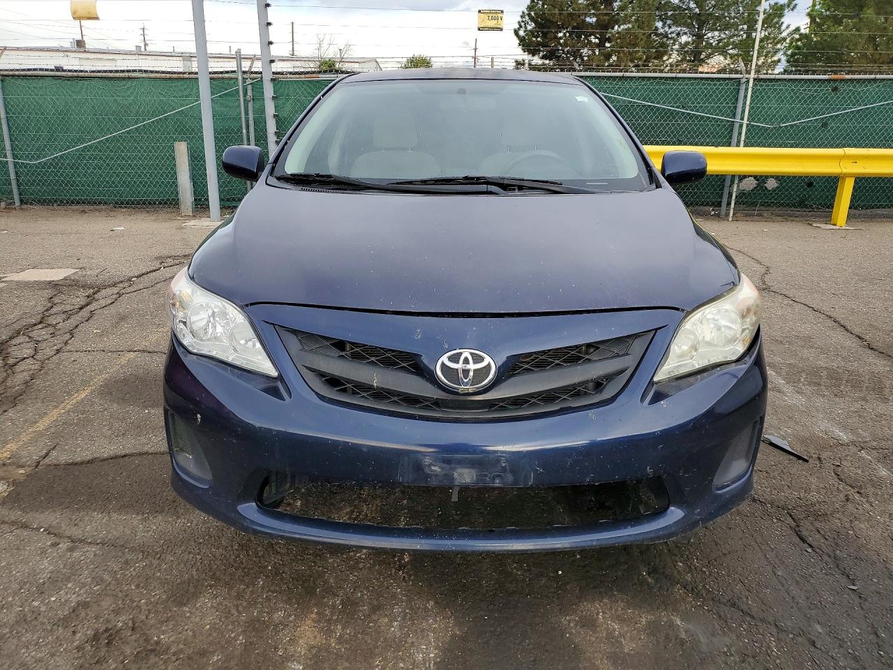 TOYOTA COROLLA 2012 — 6