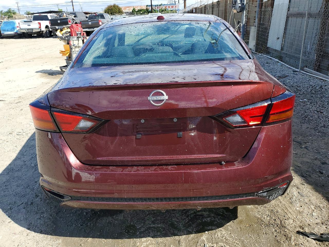 NISSAN ALTIMA 2024 — 7