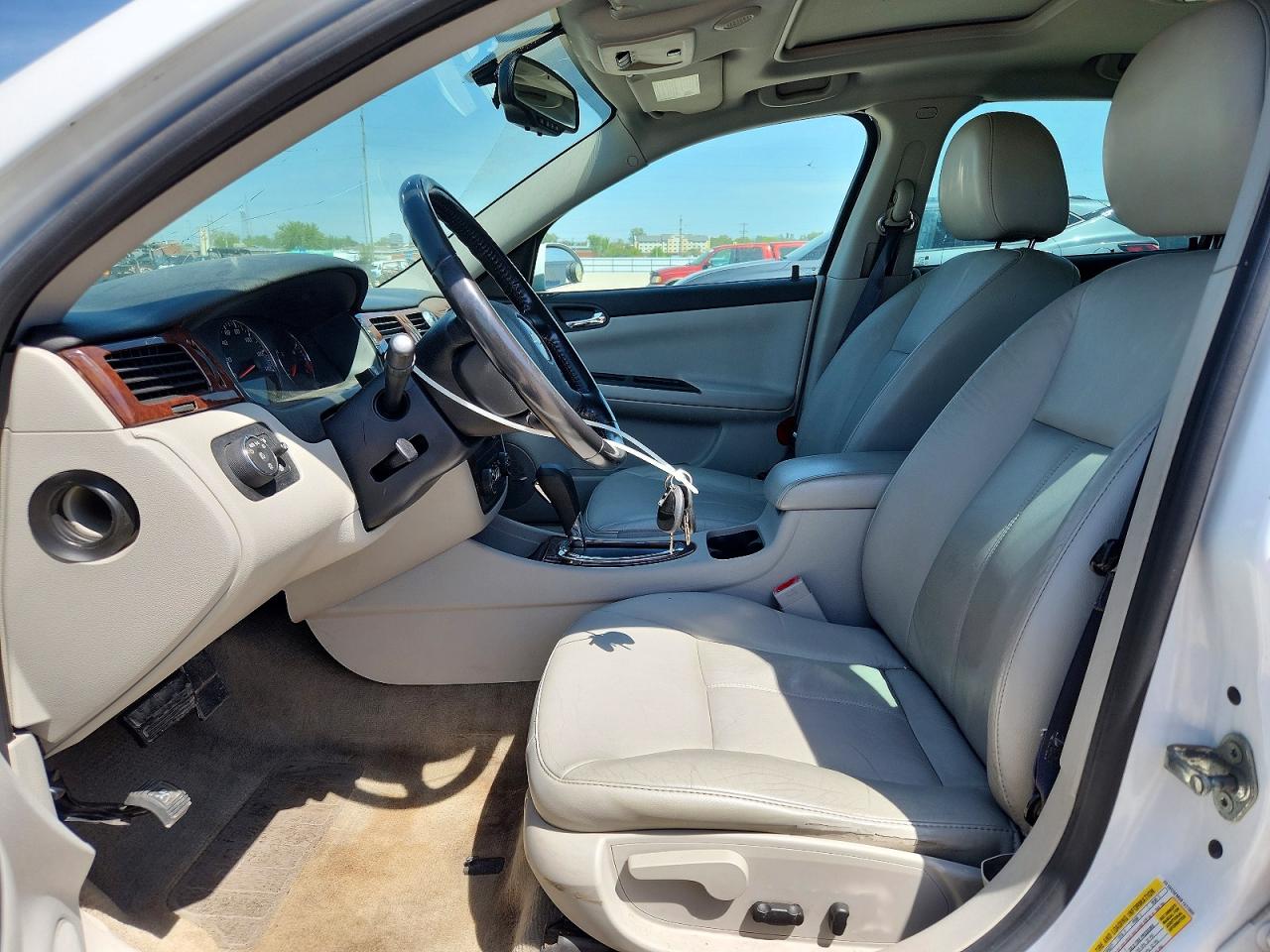 CHEVROLET IMPALA 2011 — 8