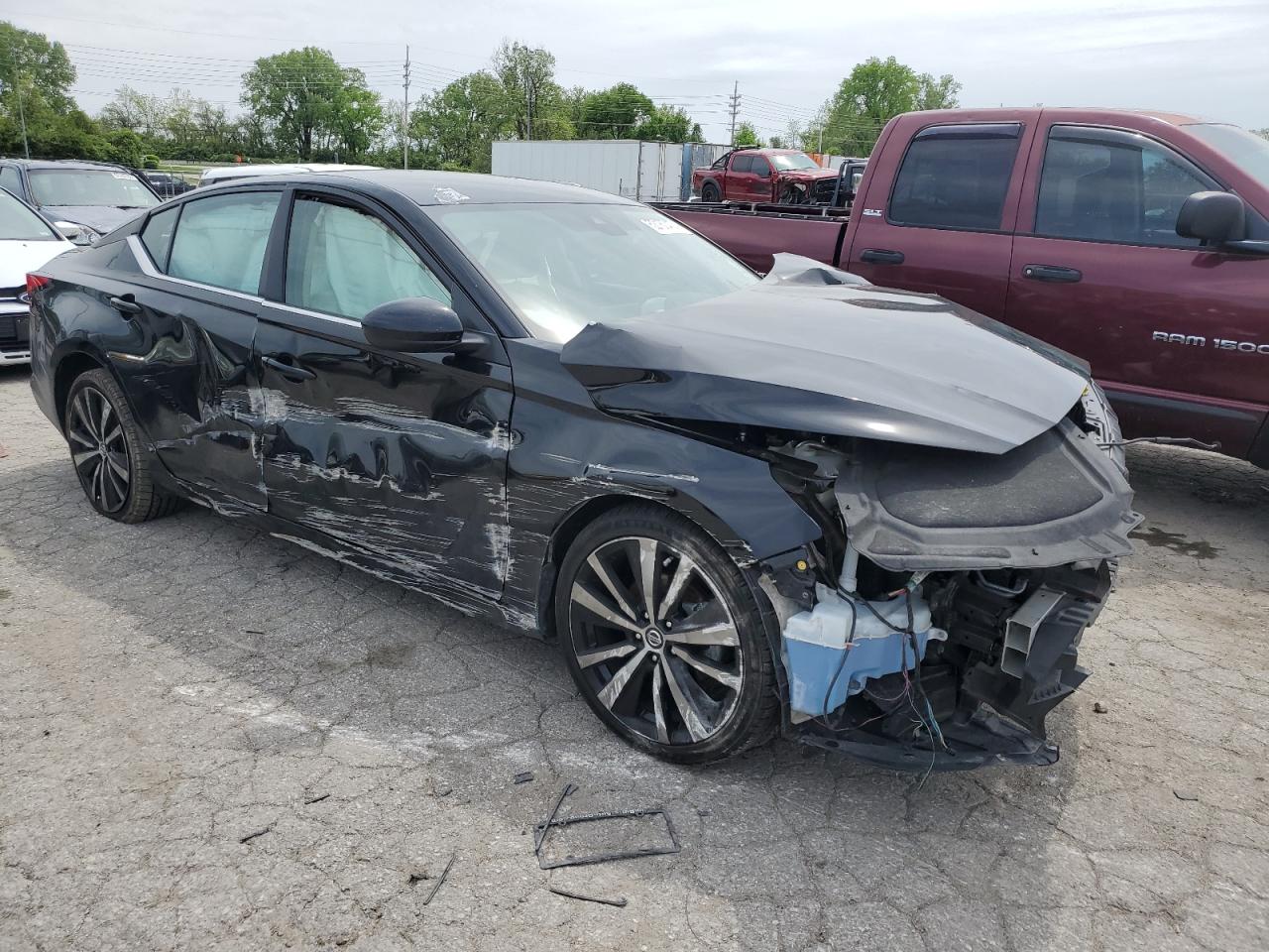 2022 NISSAN ALTIMA SR