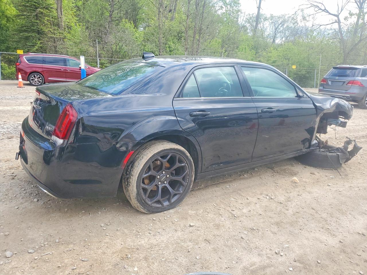 CHRYSLER 300 2020 — 4