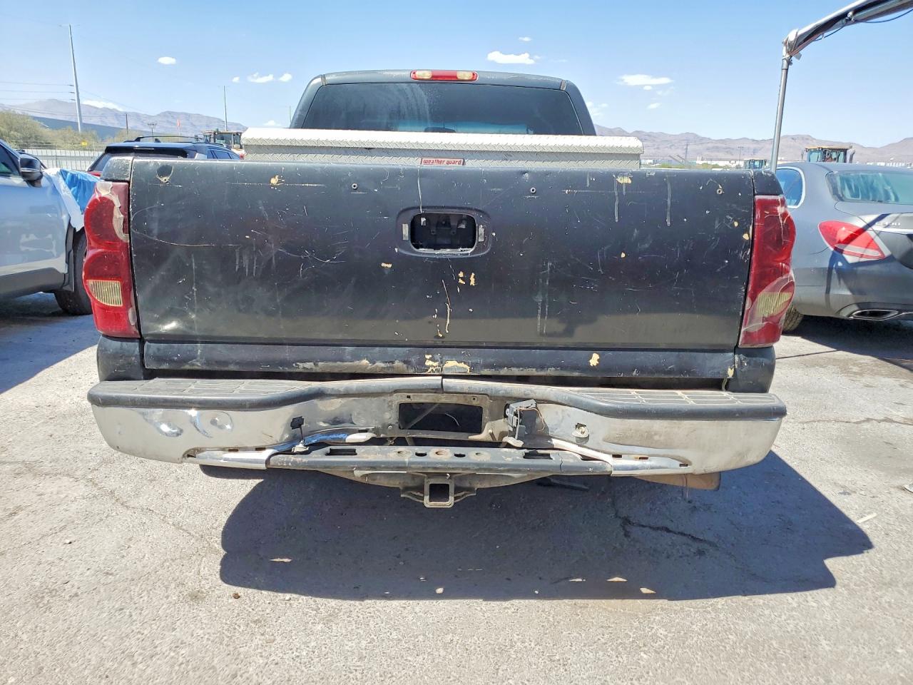 CHEVROLET SILVERADO 2003 — 7