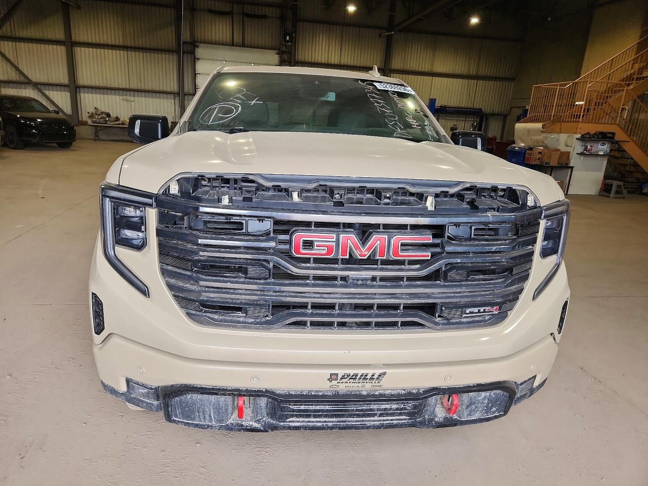 GMC SIERRA 2023 — 6