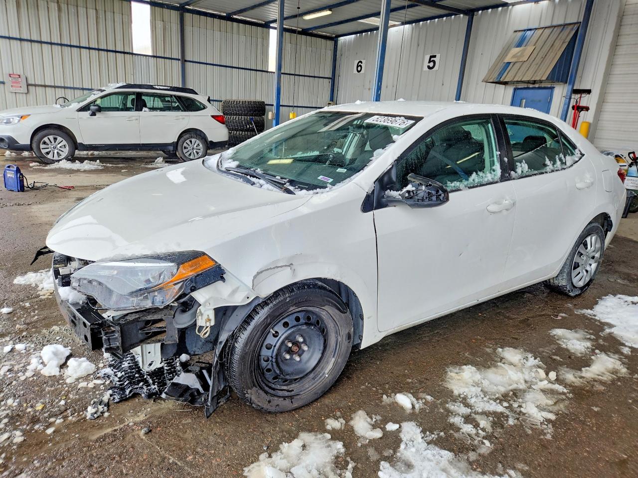 TOYOTA COROLLA 2018 — 2