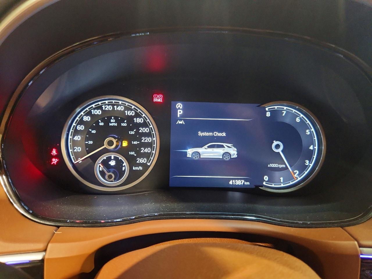 GENESIS GV70 2023 — 10