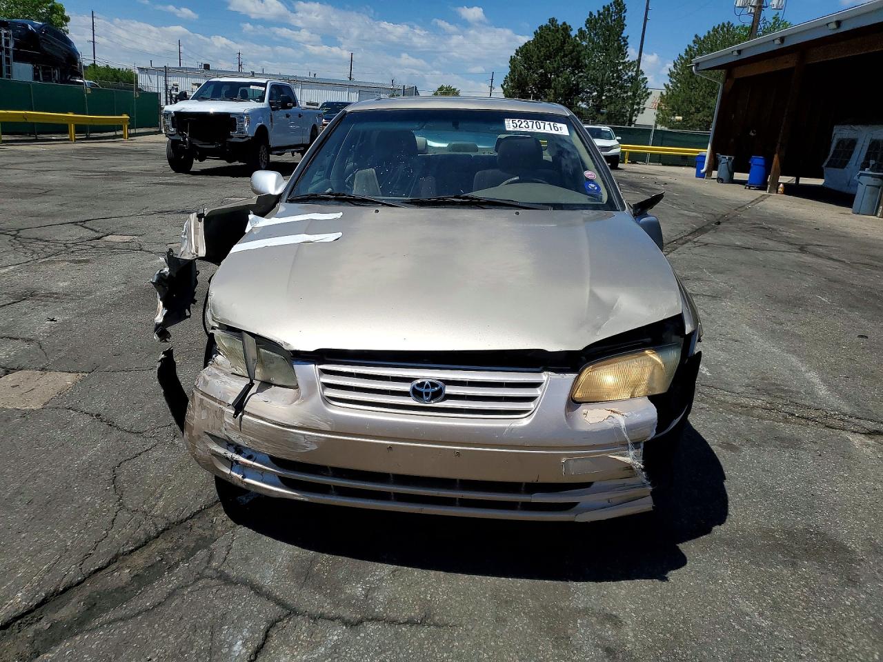 TOYOTA CAMRY 1998 — 6