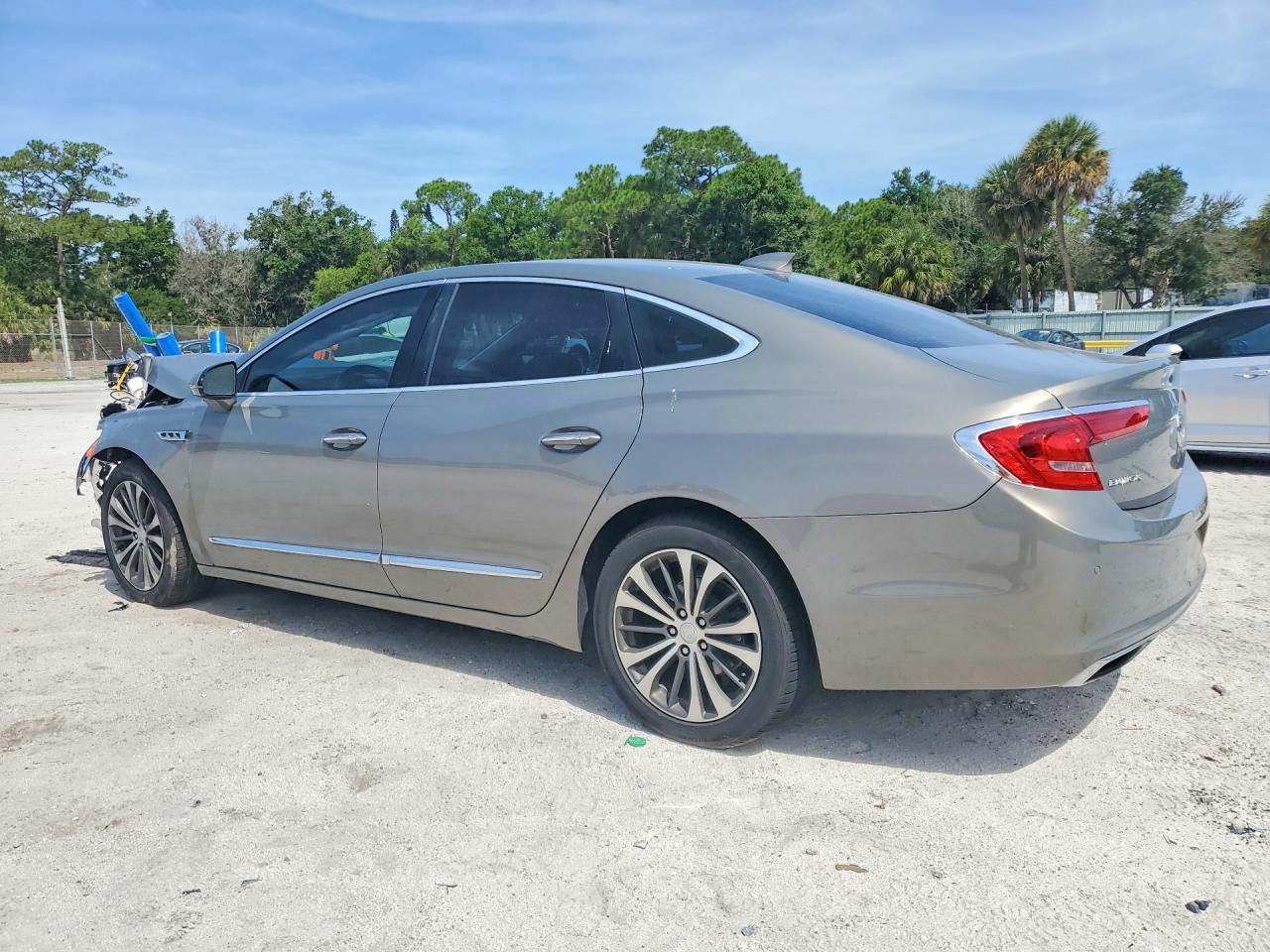 BUICK LACROSSE 2017 — 3