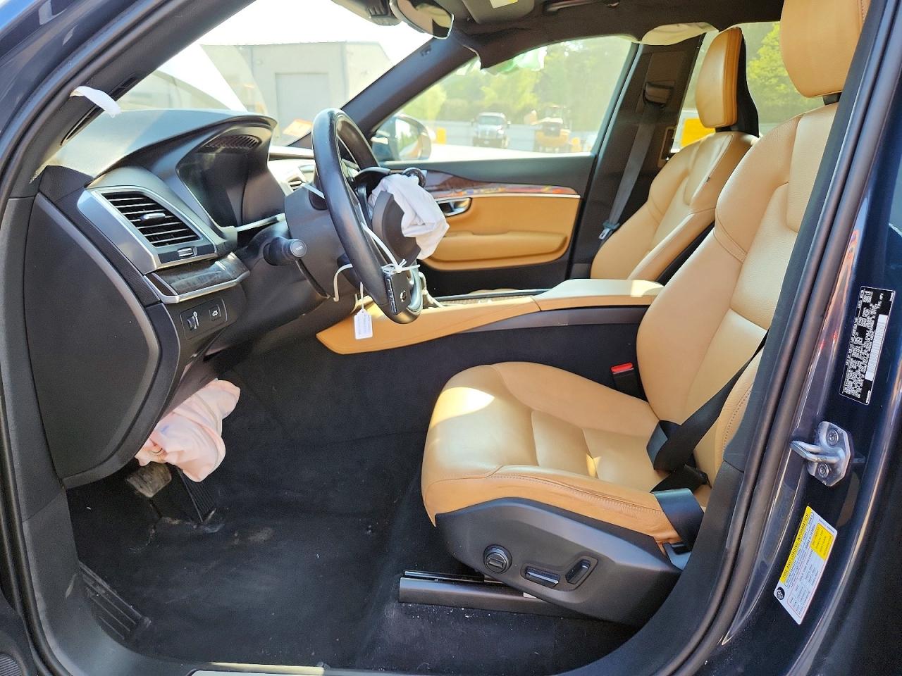VOLVO XC90 2019 — 8