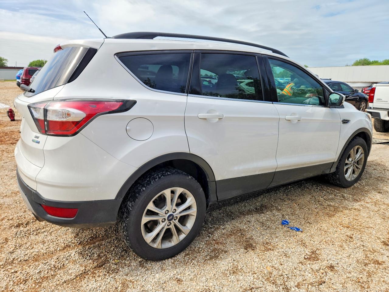 FORD ESCAPE 2017 — 4