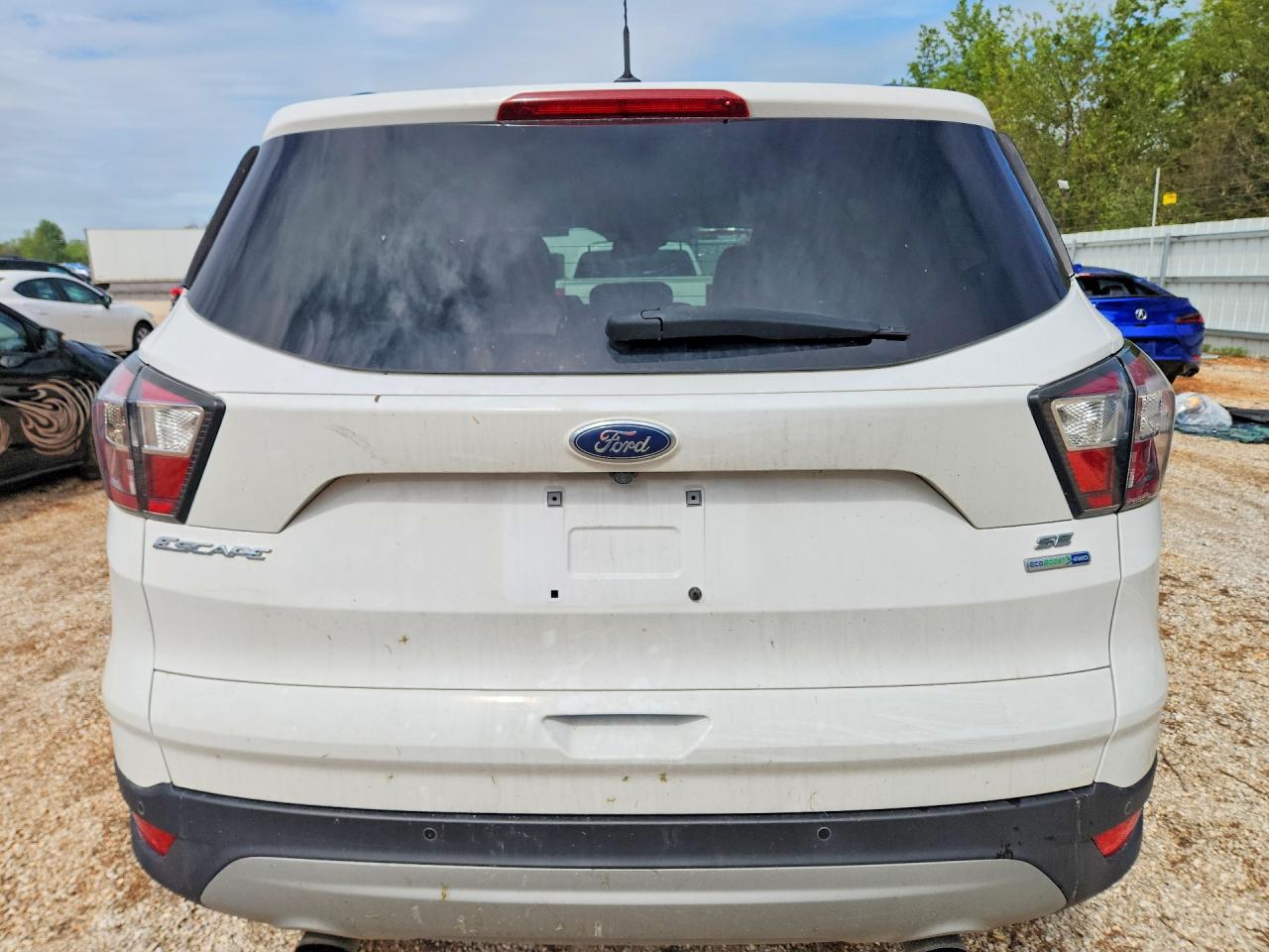 FORD ESCAPE 2017 — 7