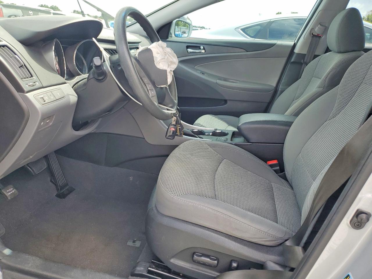 HYUNDAI SONATA 2014 — 8